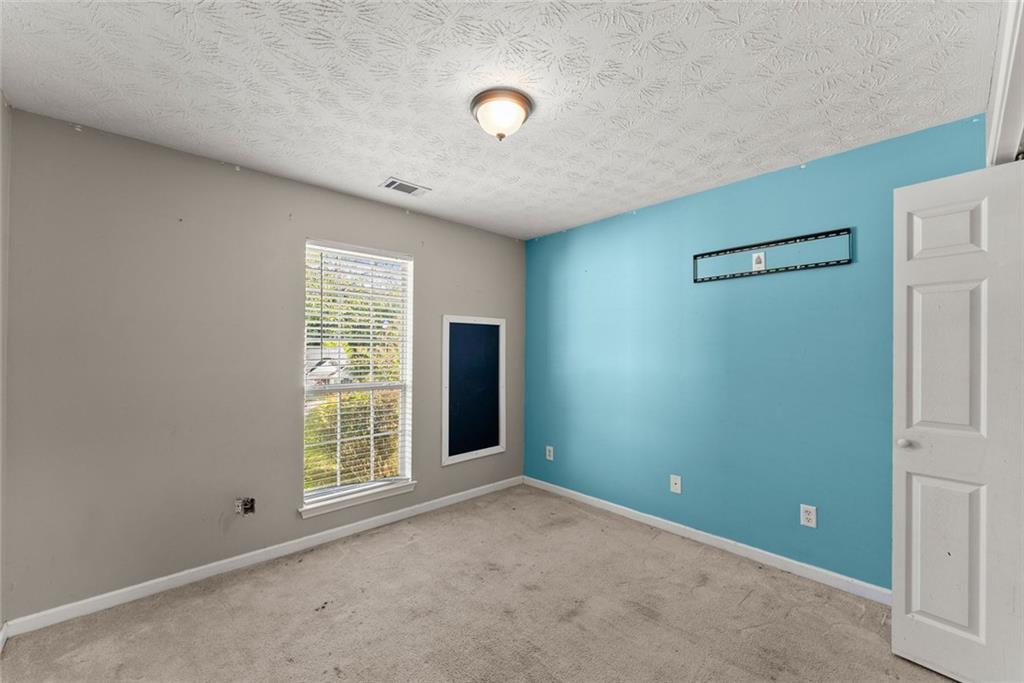 926 Lochwolde Lane