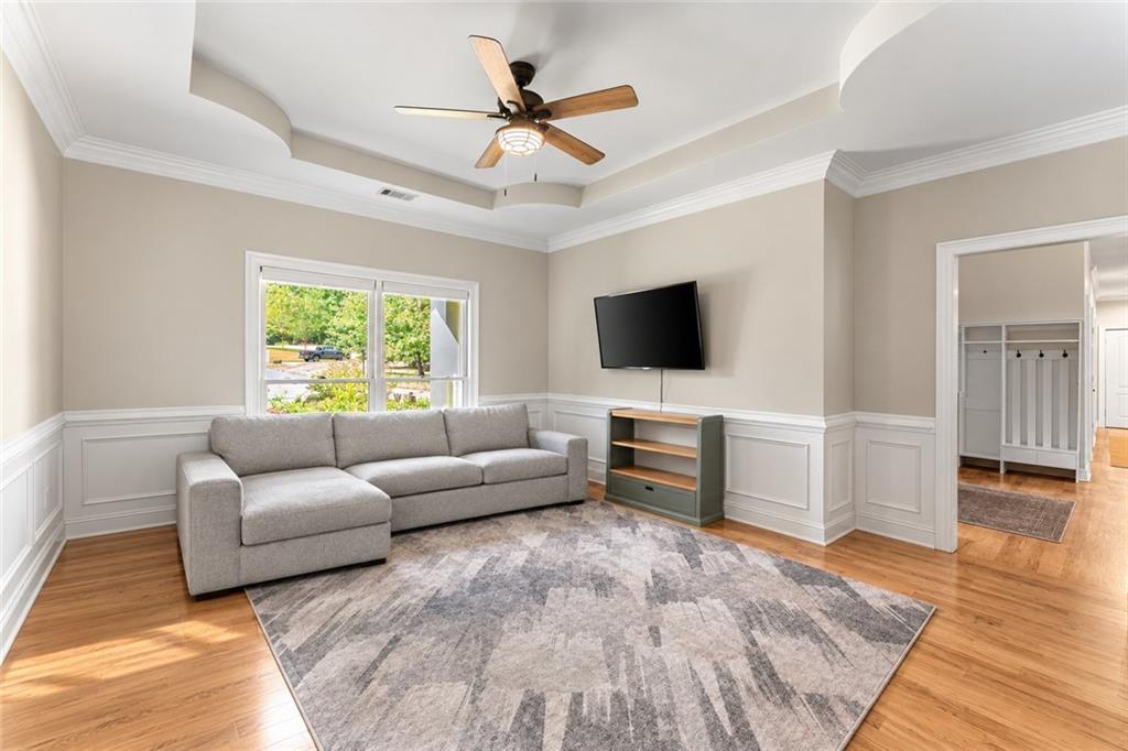 4512 Northampton