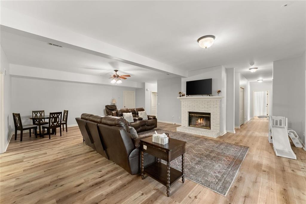 4512 Northampton