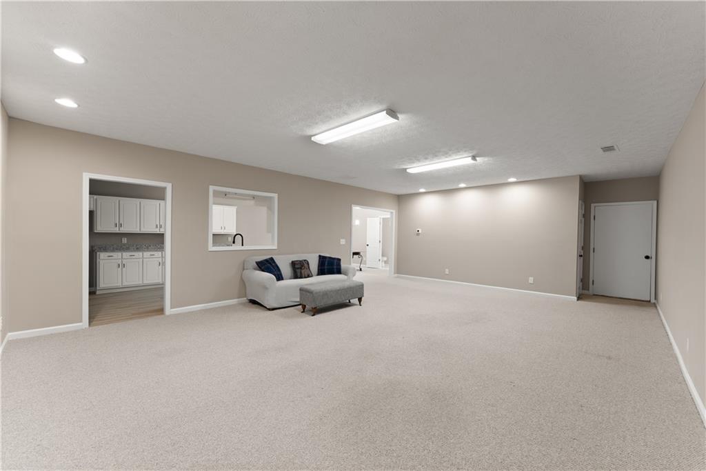 1194 Foster Road