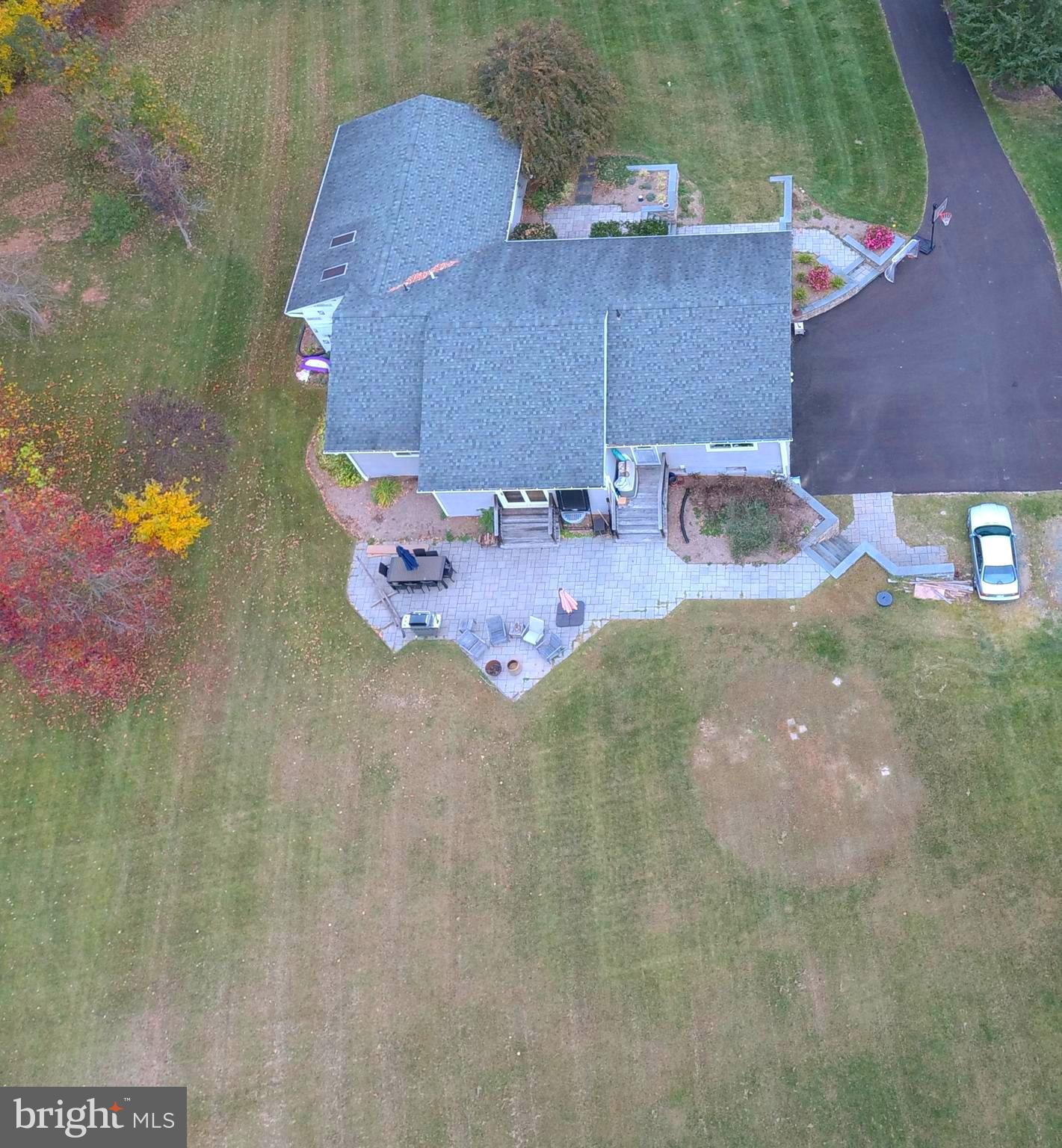 1645 ISABELLA COURT