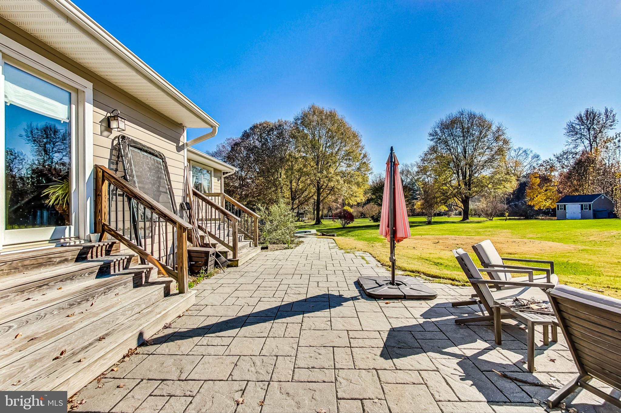 1645 ISABELLA COURT
