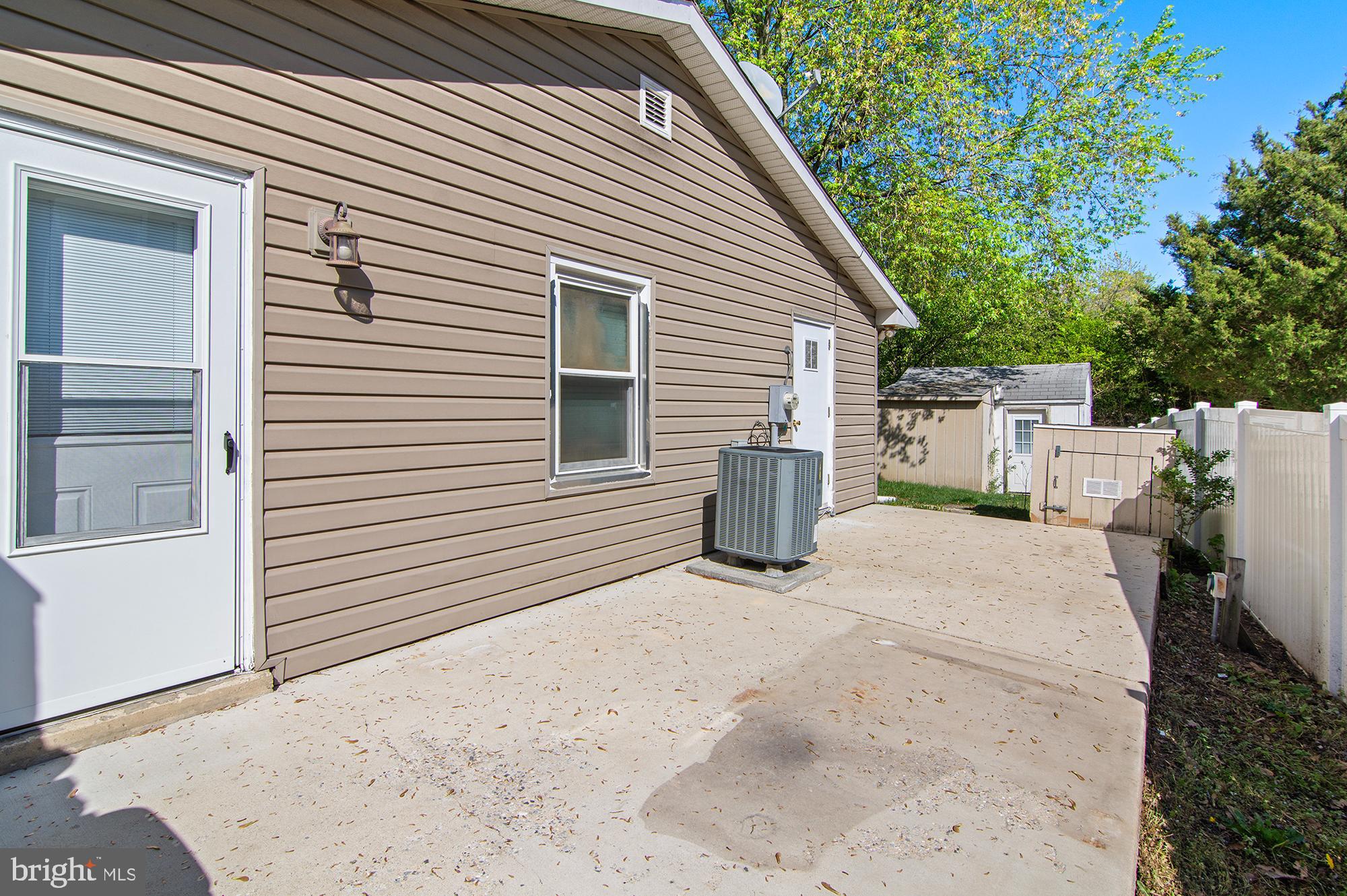 639 CADBURY DRIVE