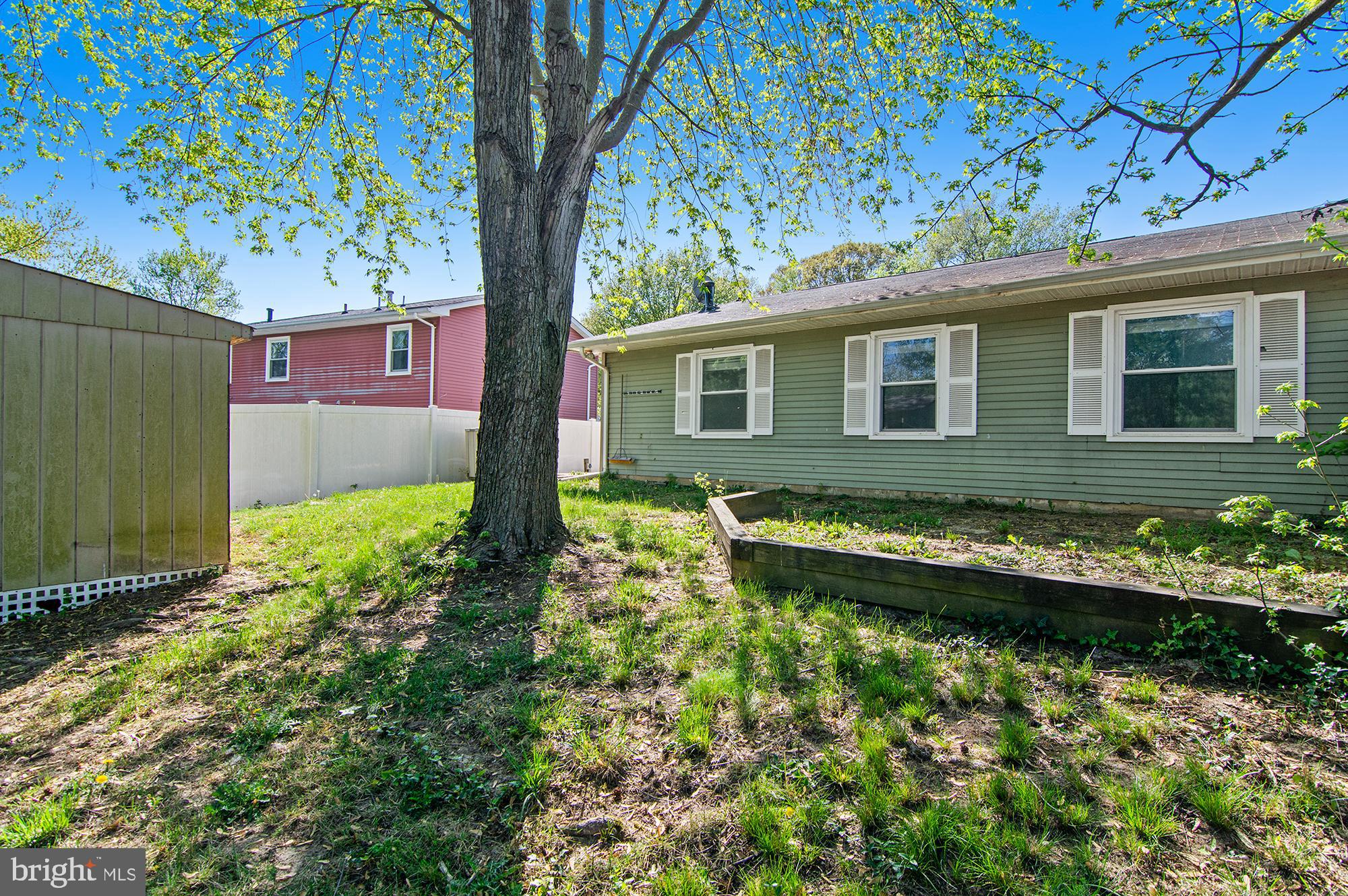 639 CADBURY DRIVE