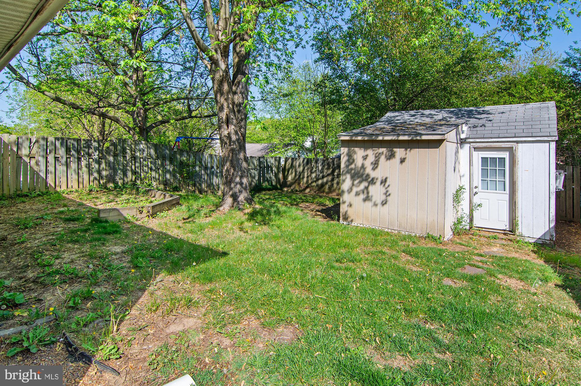 639 CADBURY DRIVE