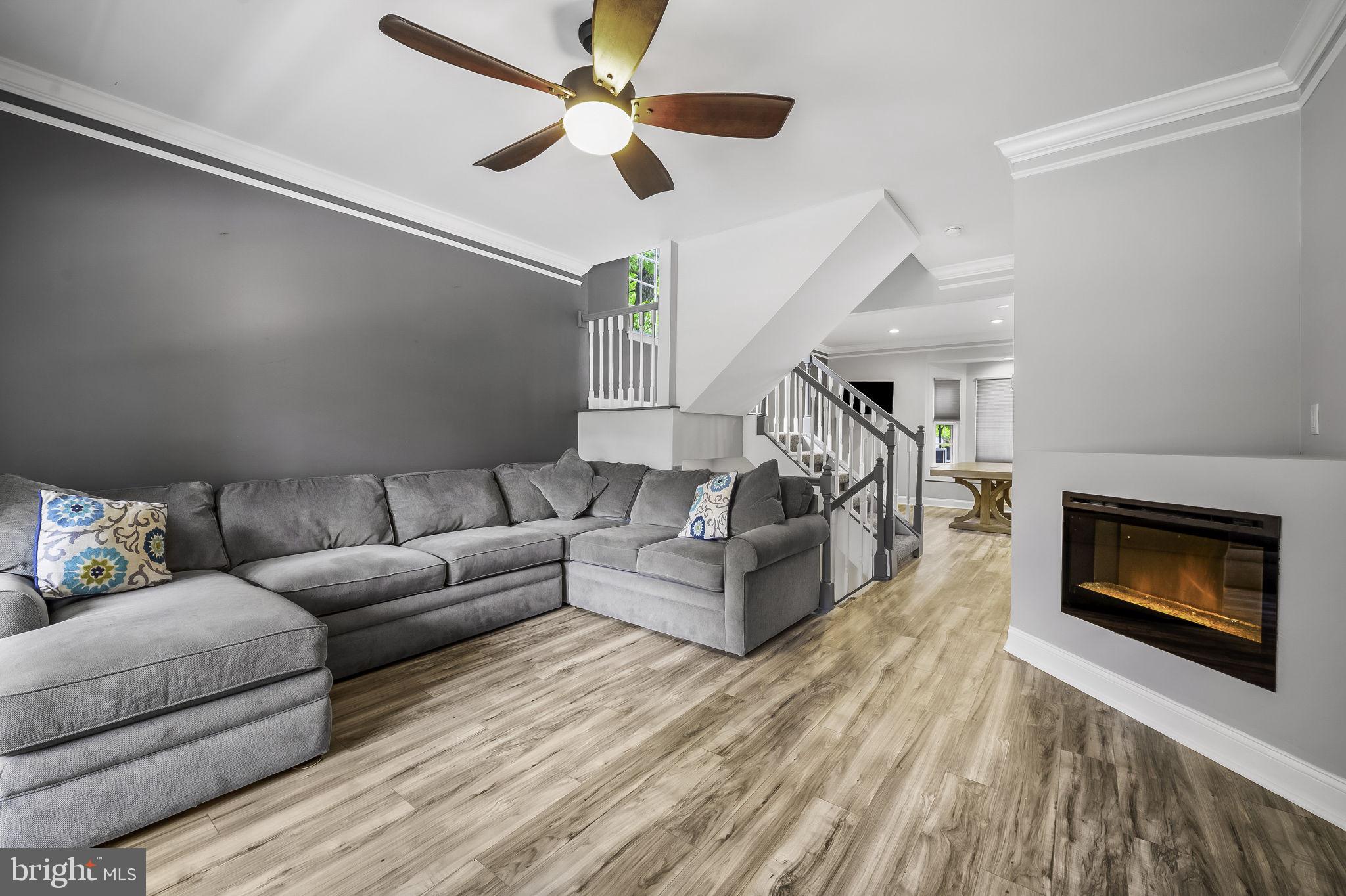 916 FOREST ROAD