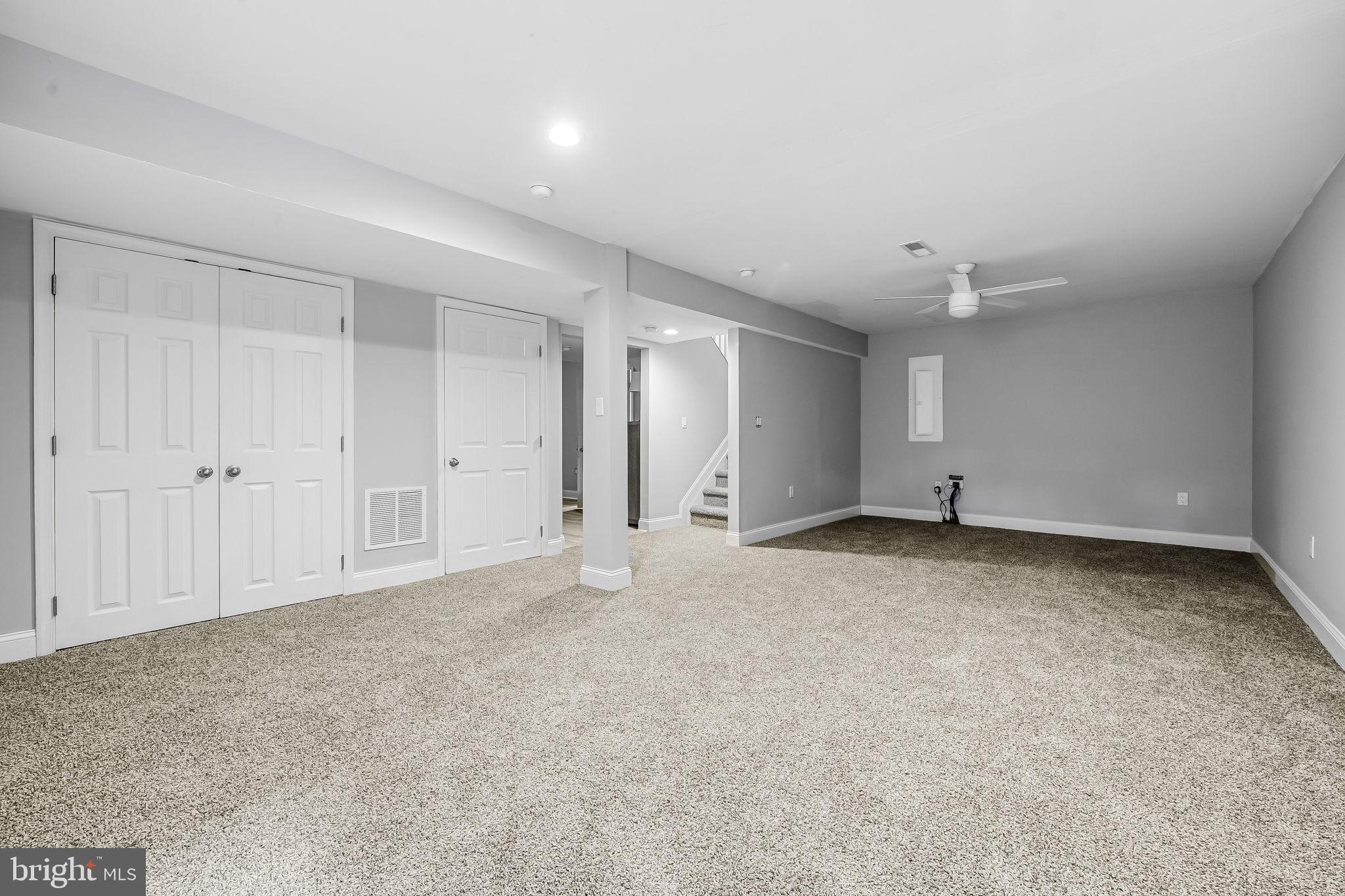 916 FOREST ROAD