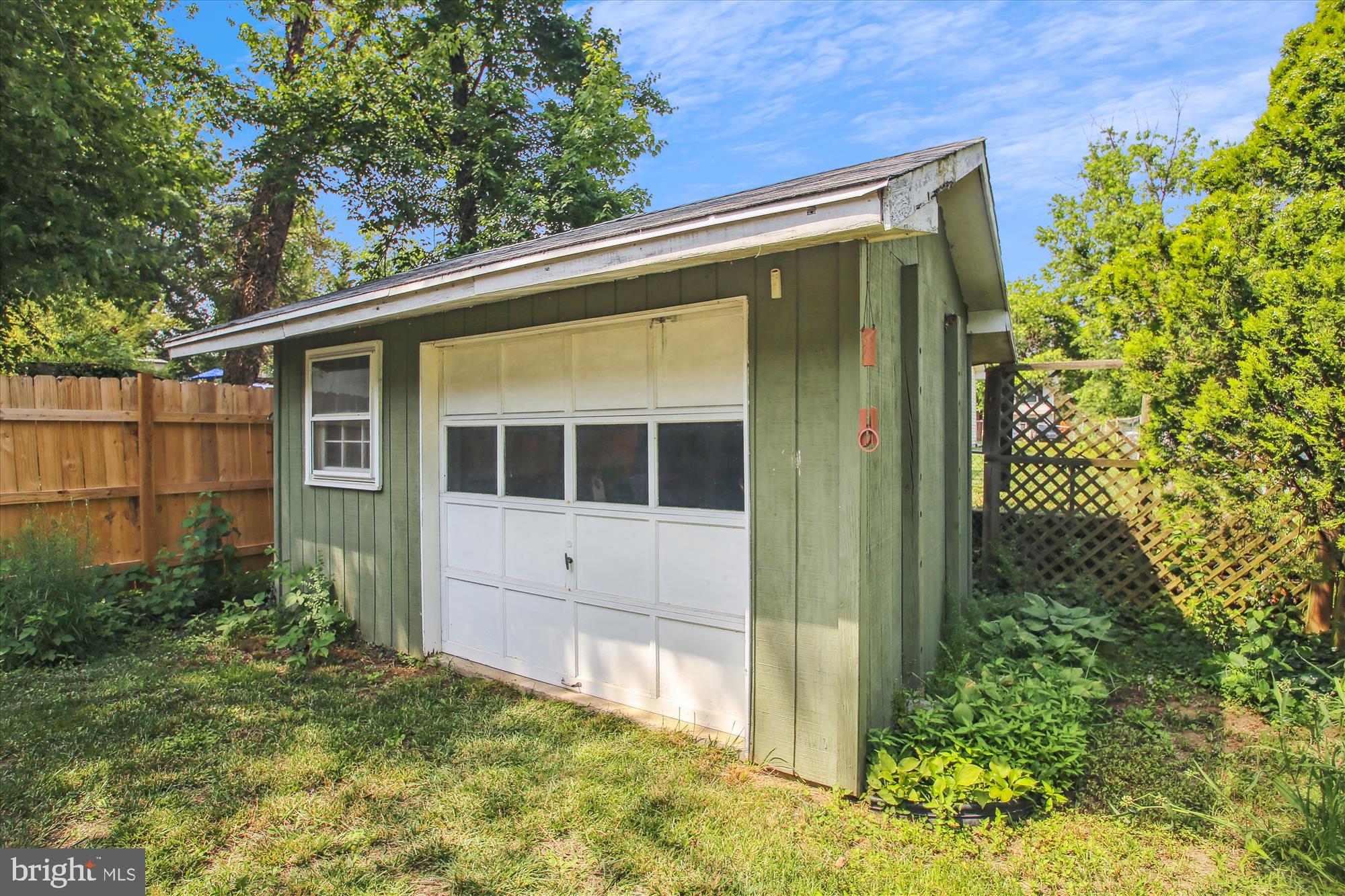 1312 HALLOCK DRIVE