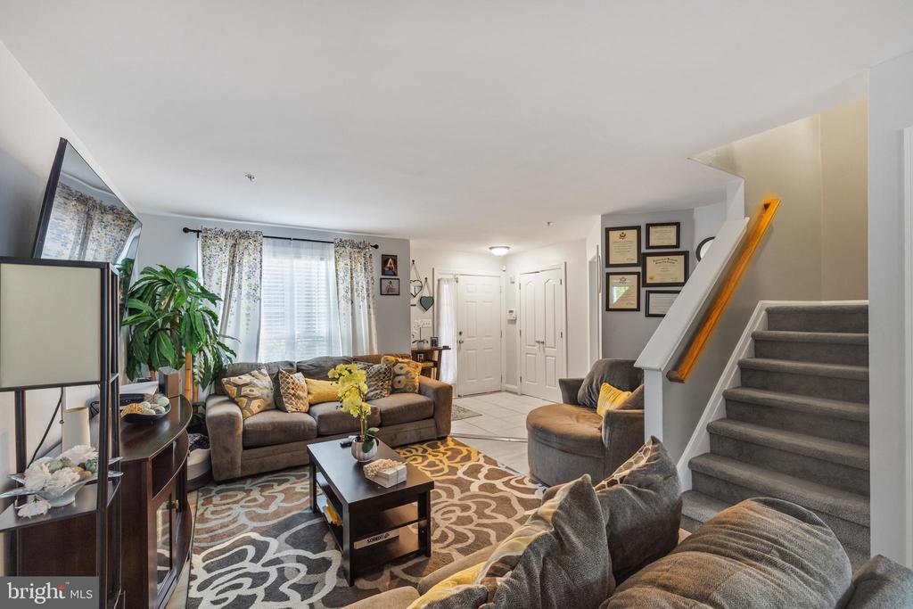 1804 GOLDSBOROUGH LANE