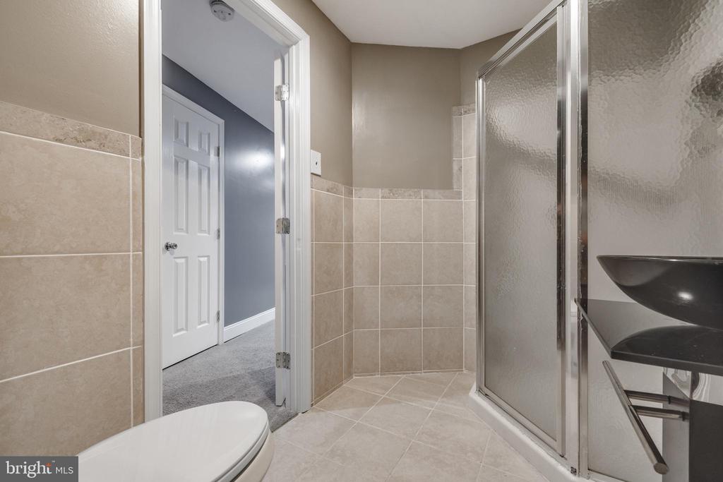 1804 GOLDSBOROUGH LANE