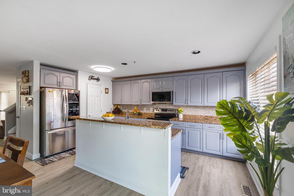 1804 GOLDSBOROUGH LANE