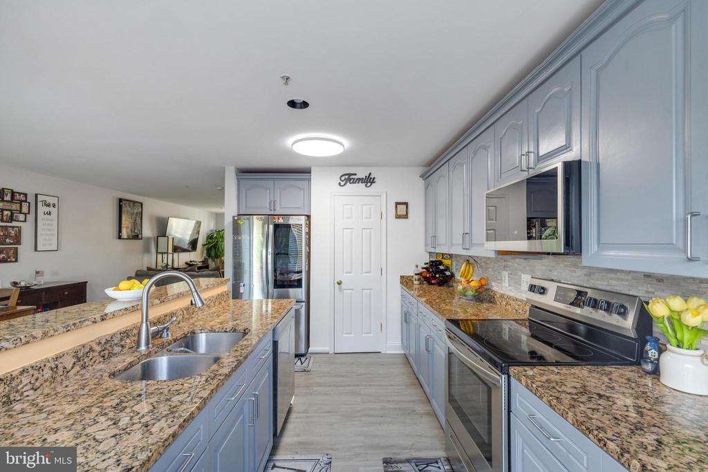 1804 GOLDSBOROUGH LANE