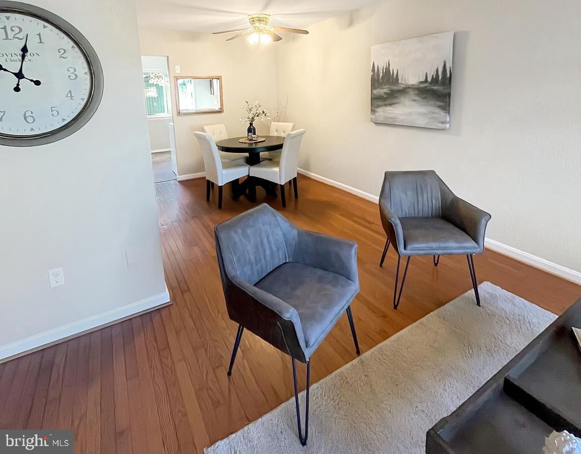 1052 CEDAR RIDGE COURT