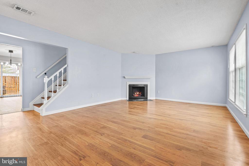 1715 GAFFNEY COURT