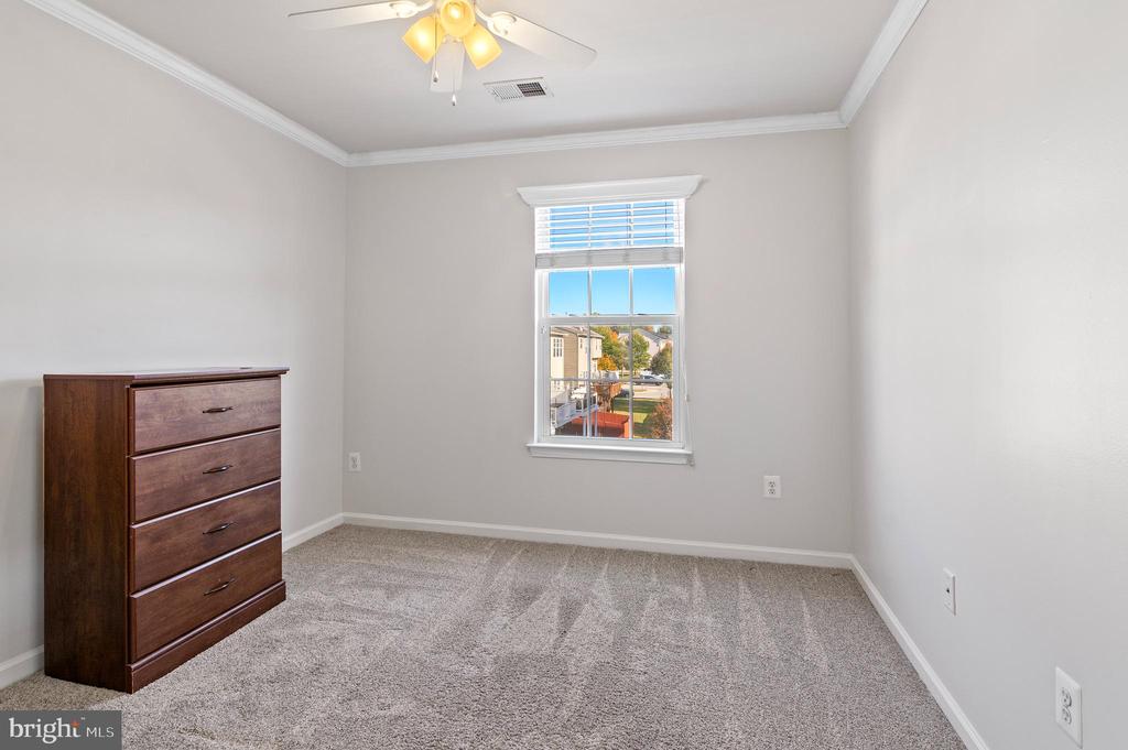 7224 MOCKINGBIRD CIRCLE