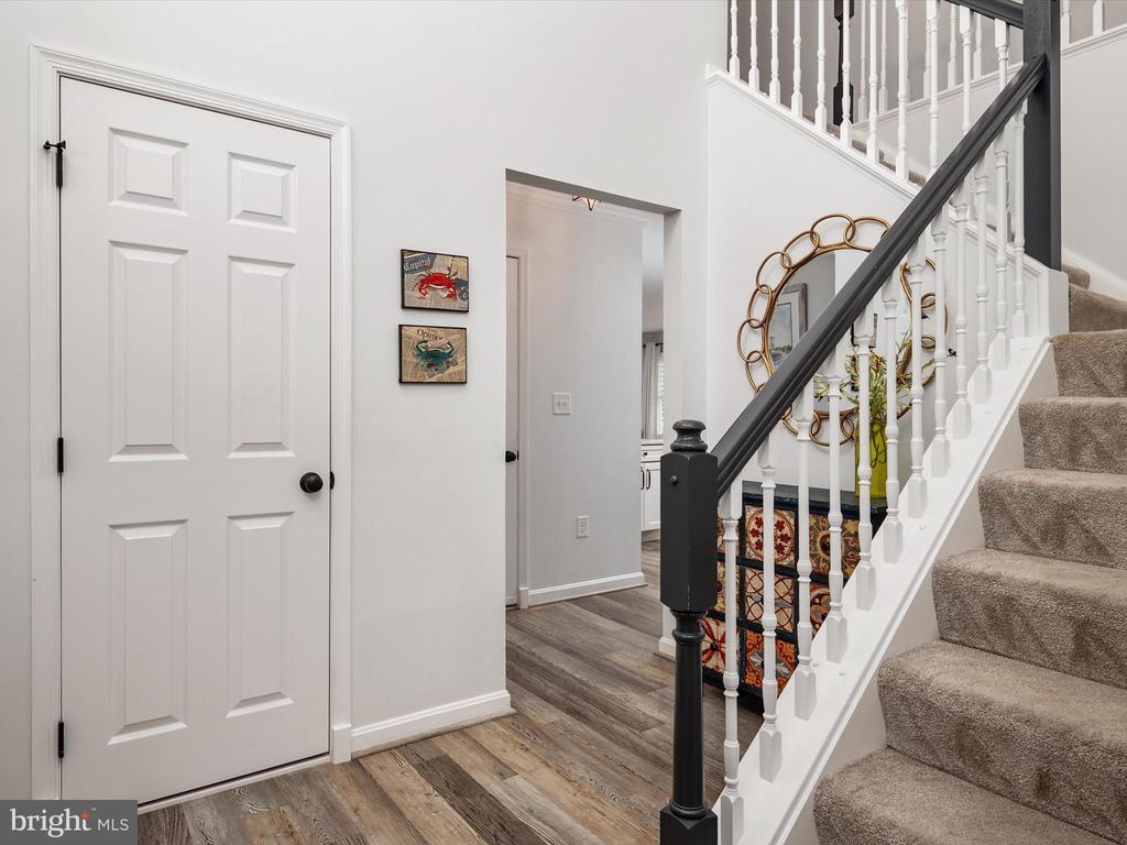 412 IDLEOAK COURT