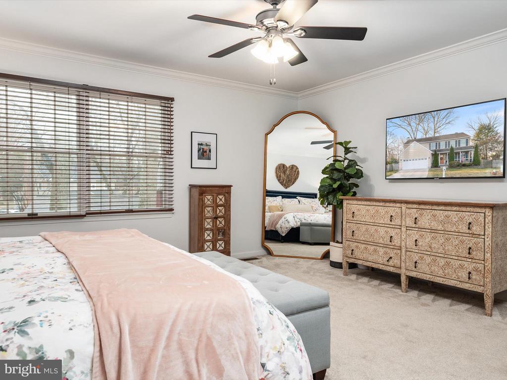 412 IDLEOAK COURT