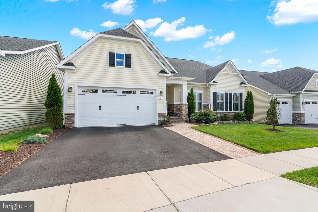 3058 SUNNY RIDGE DRIVE