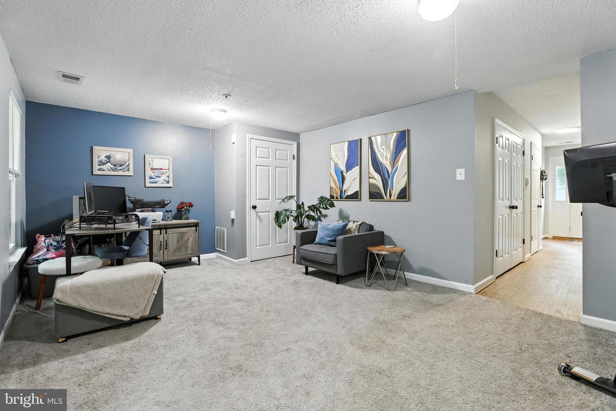 1504 ASHBURNHAM DRIVE
