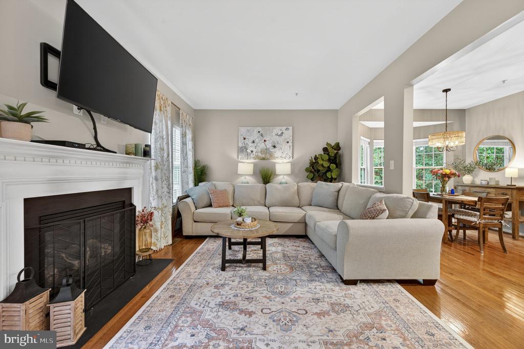 7286 STALLINGS DRIVE