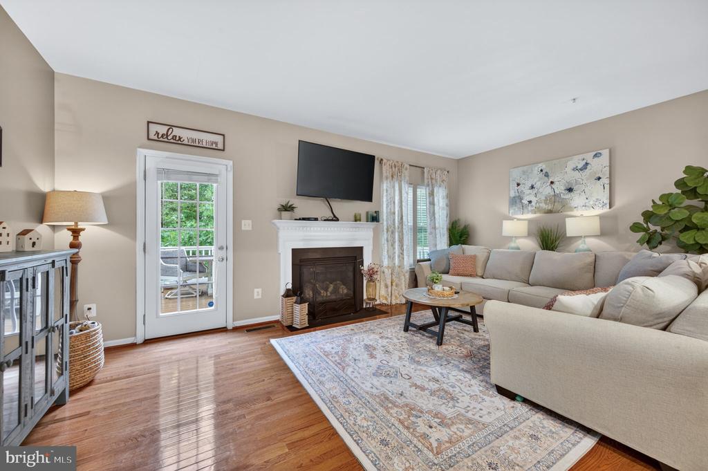 7286 STALLINGS DRIVE