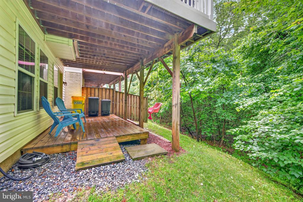 7286 STALLINGS DRIVE