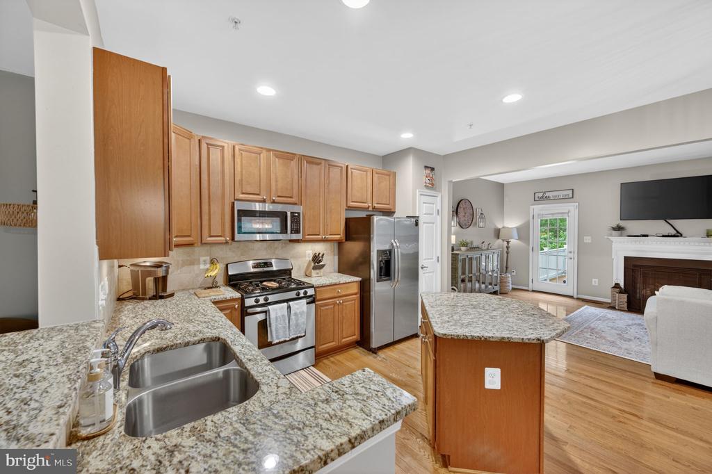 7286 STALLINGS DRIVE