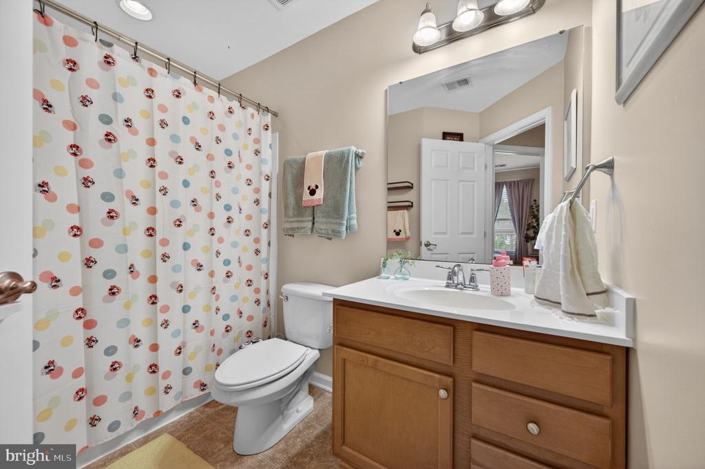 7286 STALLINGS DRIVE