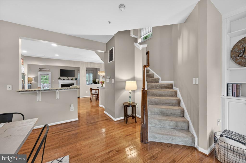 7286 STALLINGS DRIVE