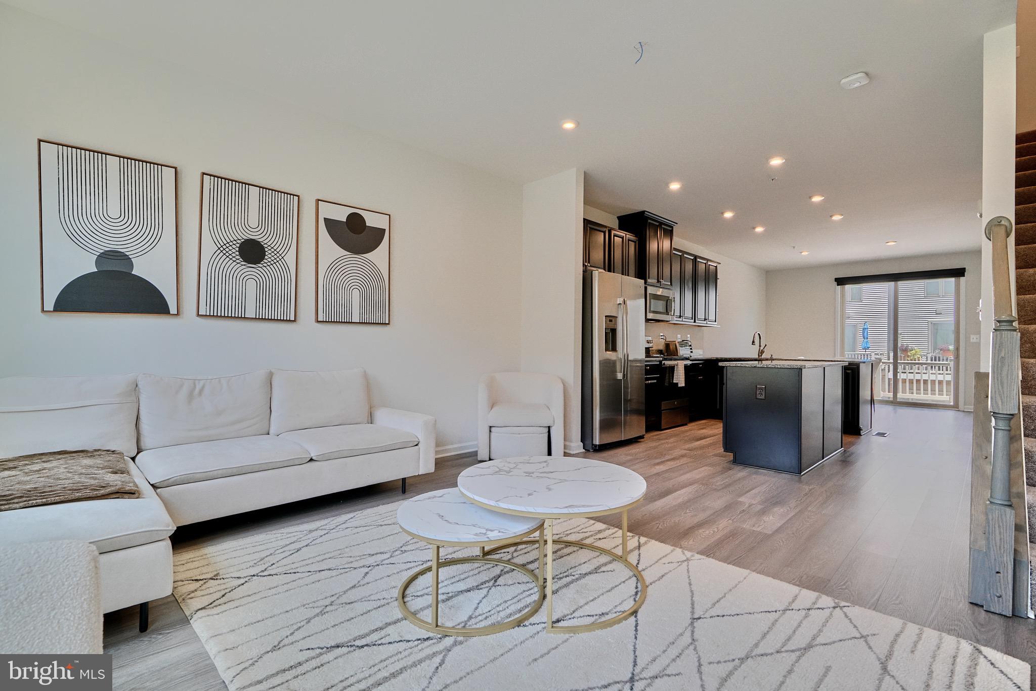 231 S MACON STREET
