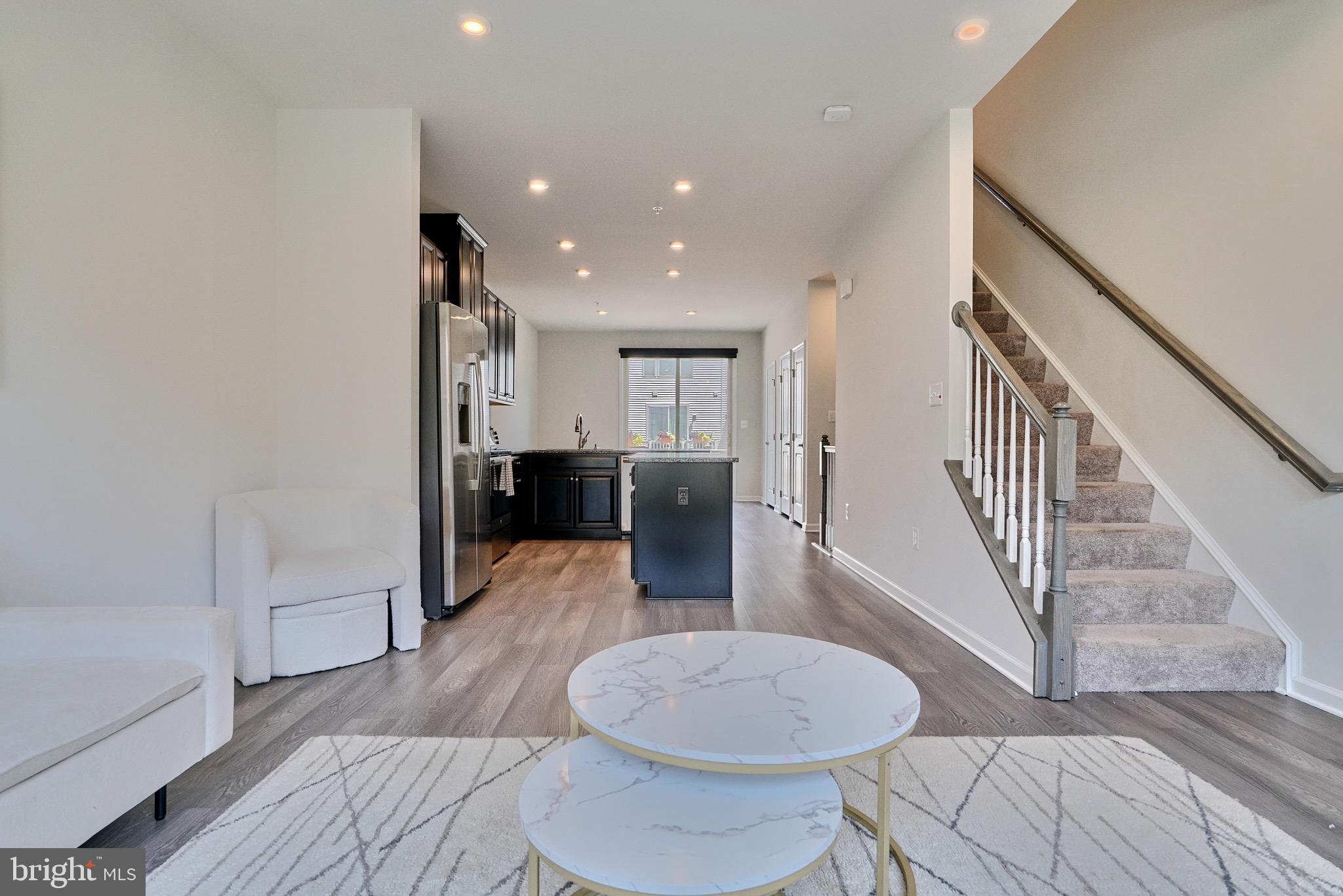 231 S MACON STREET