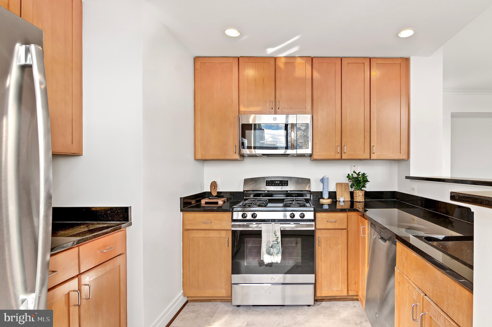 414 WATER STREET 2905