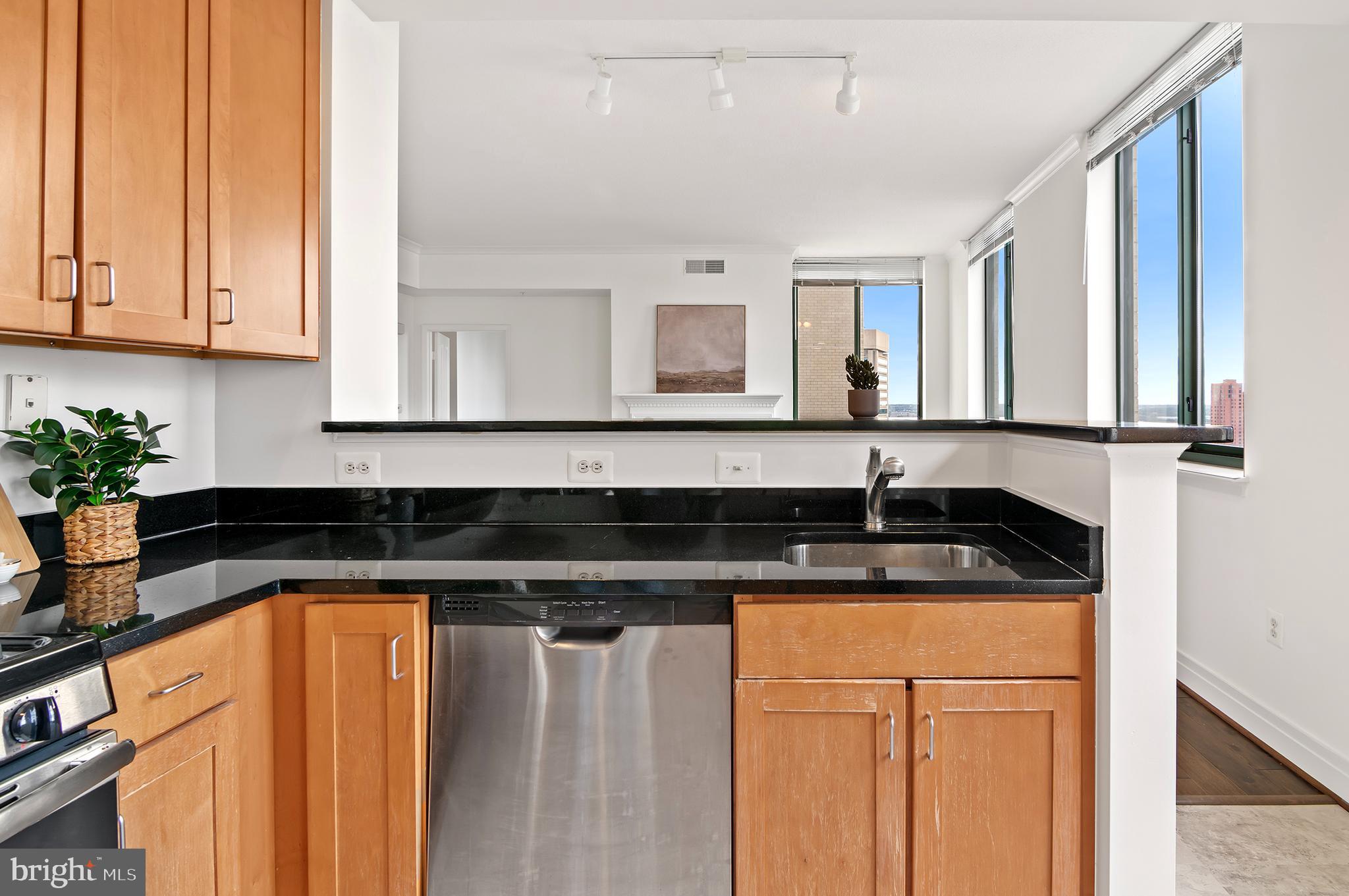 414 WATER STREET 2905