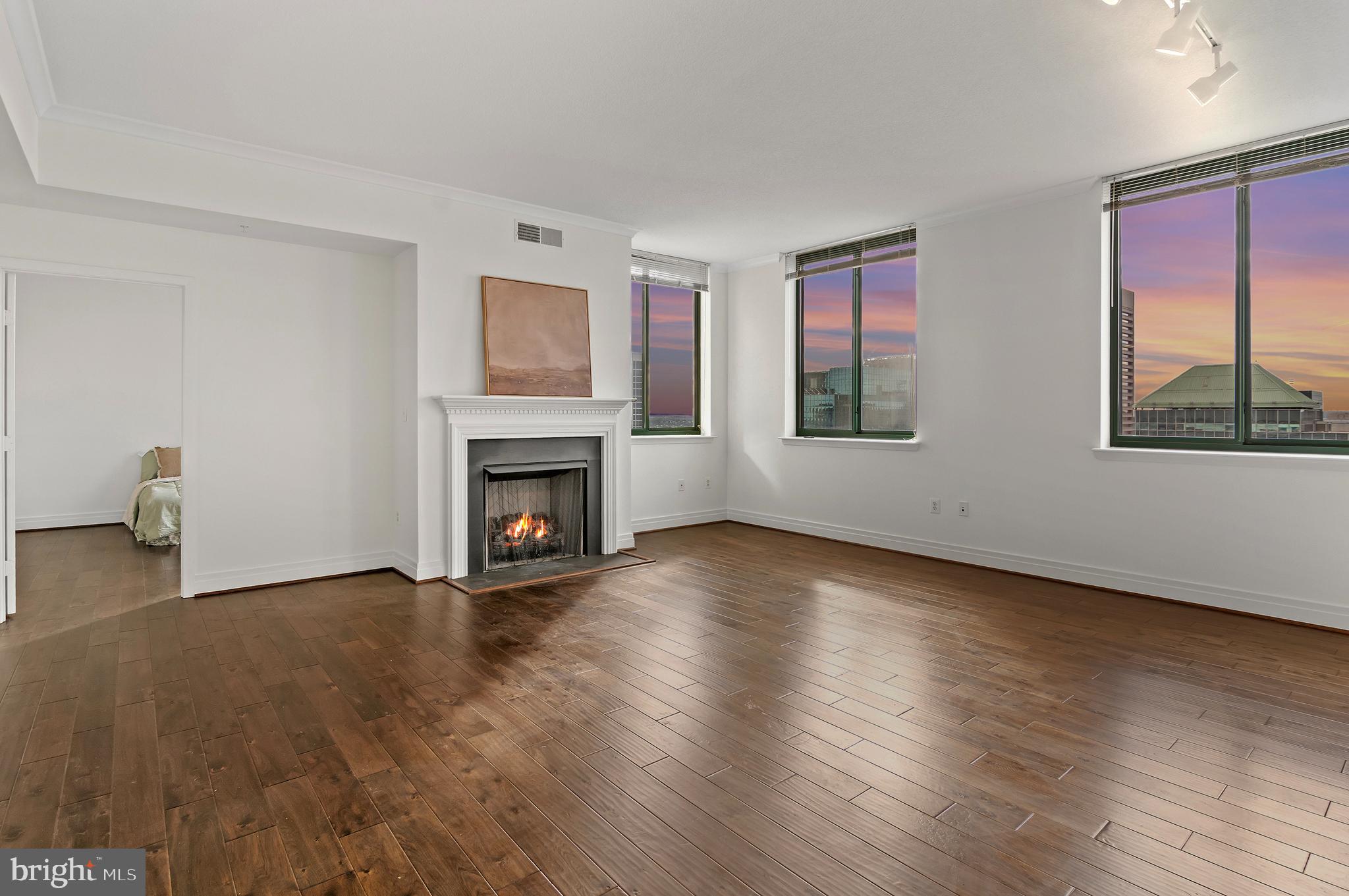 414 WATER STREET 2905