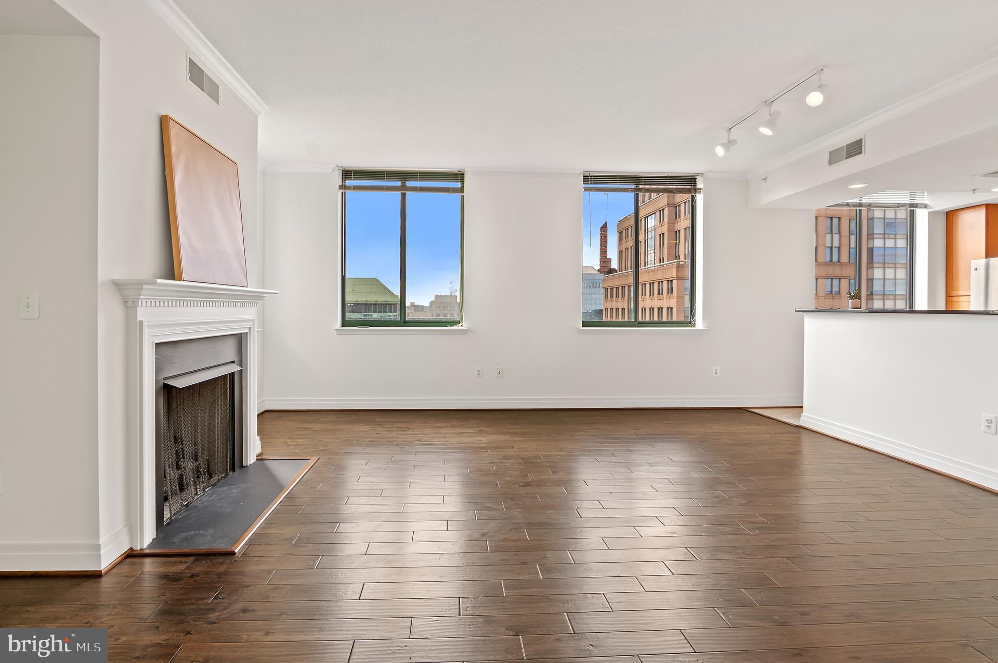 414 WATER STREET 2905