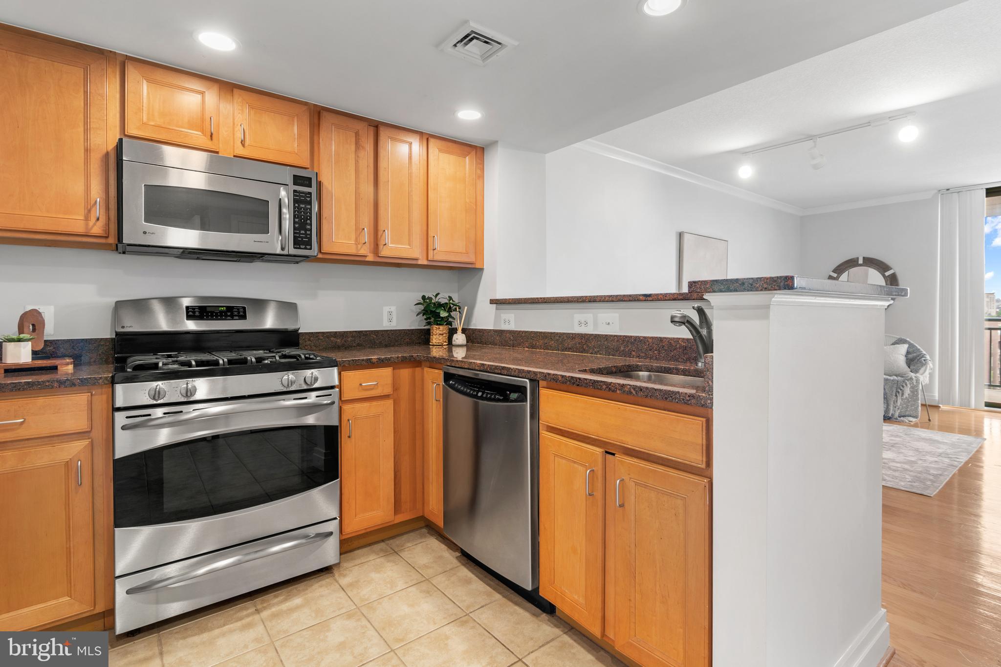 414 WATER STREET 1207