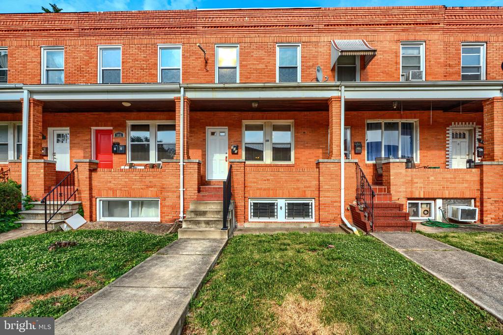 305 FOLCROFT STREET
