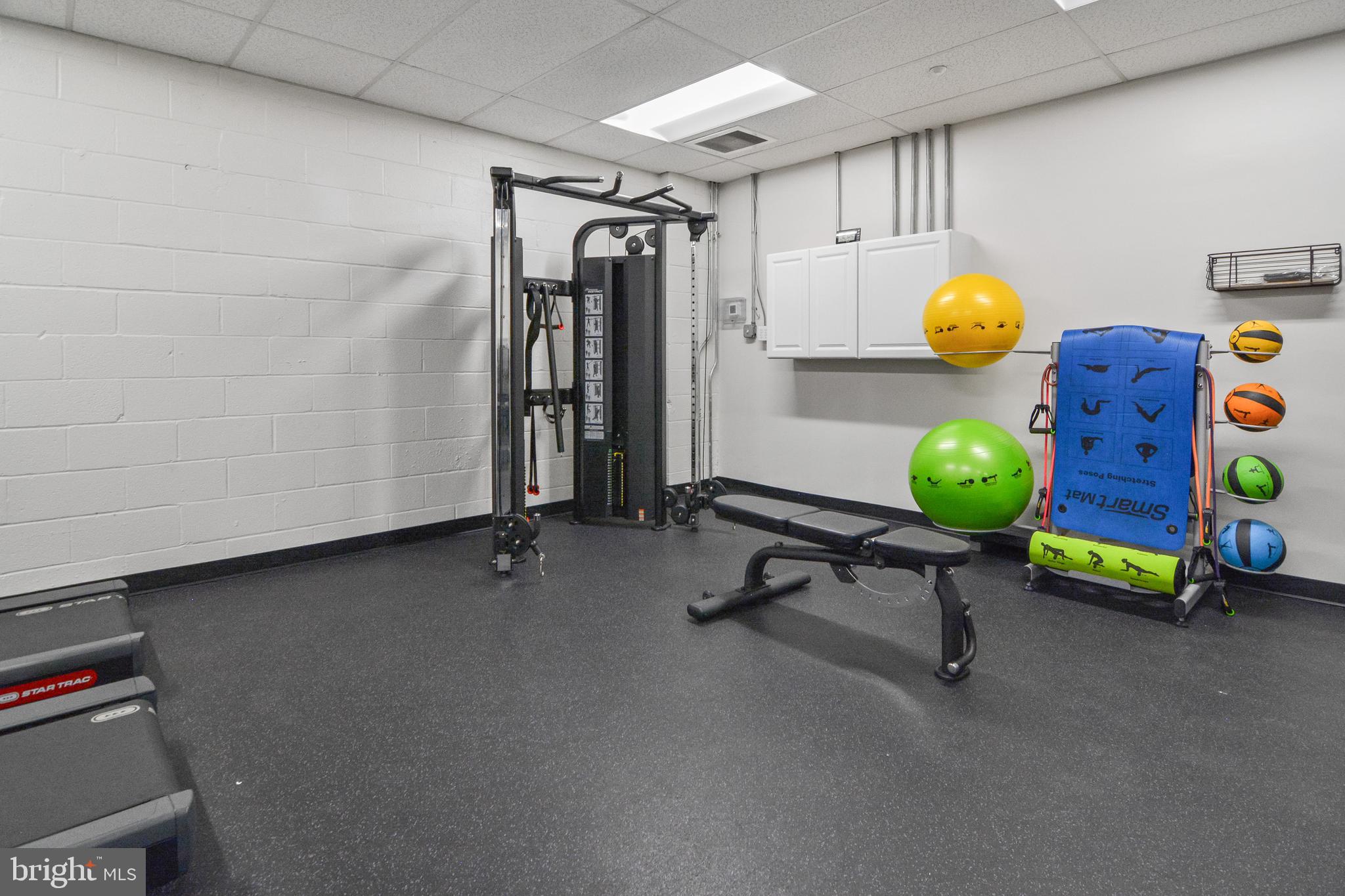 2702 LIGHTHOUSE POINT E 631