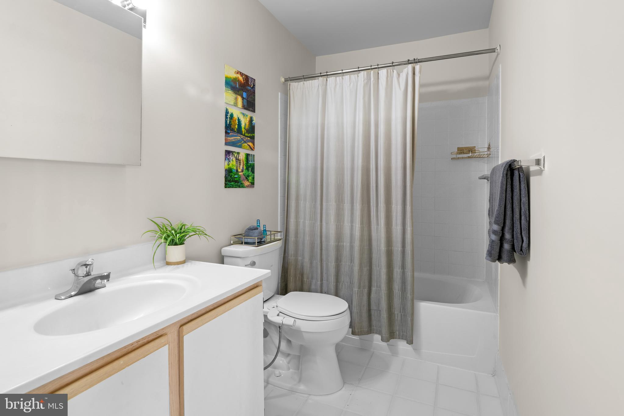 2702 LIGHTHOUSE POINT E 631