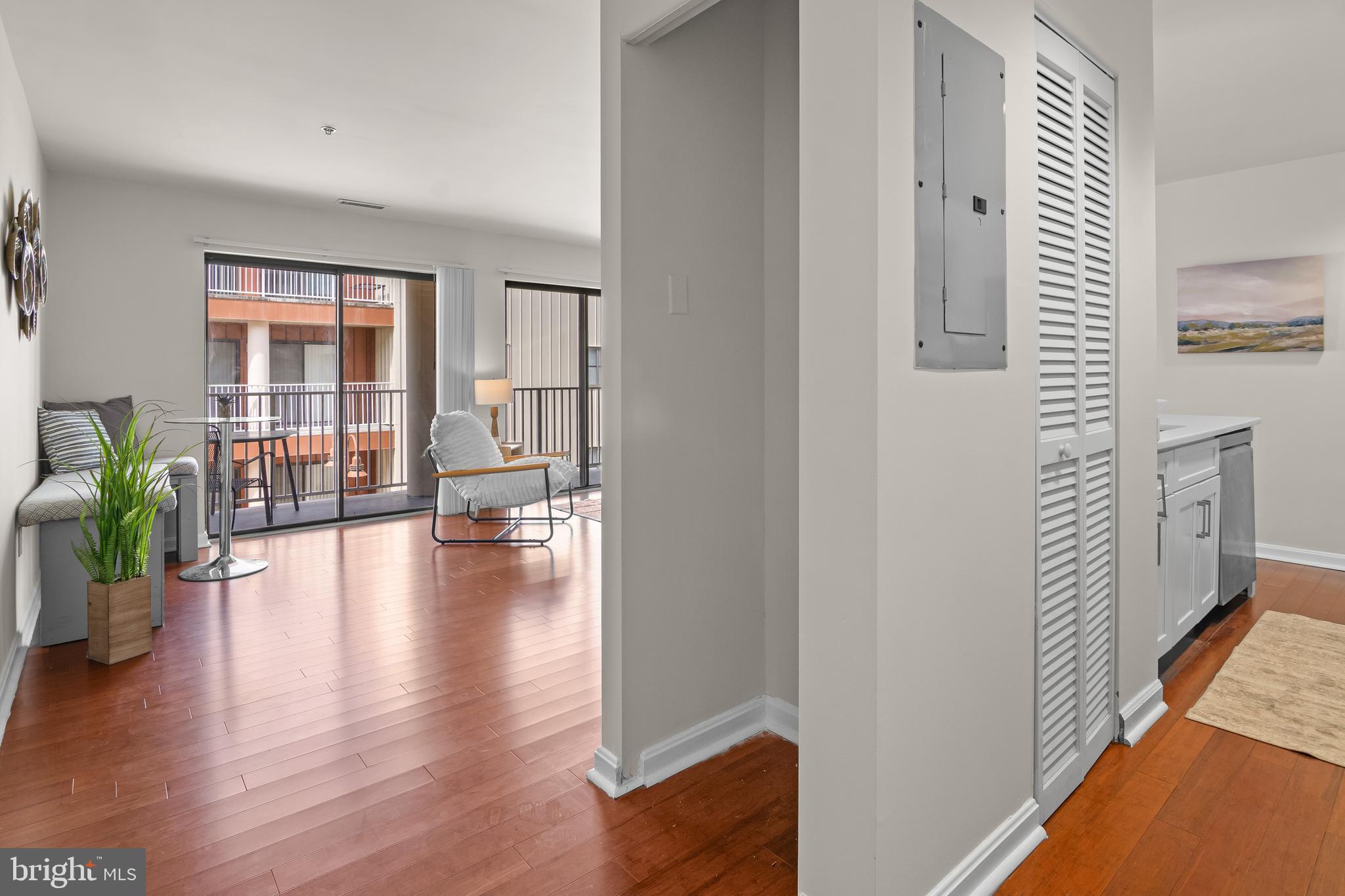 2702 LIGHTHOUSE POINT E 631