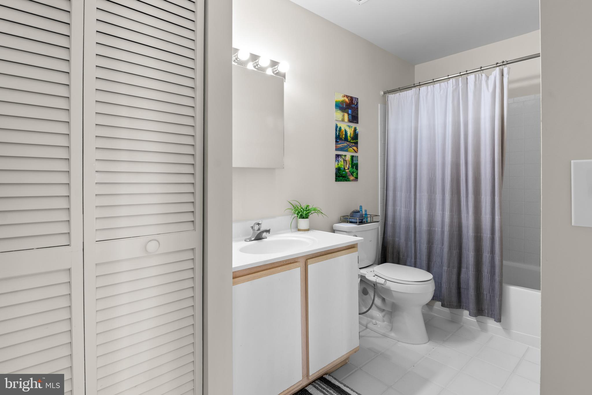 2702 LIGHTHOUSE POINT E 631