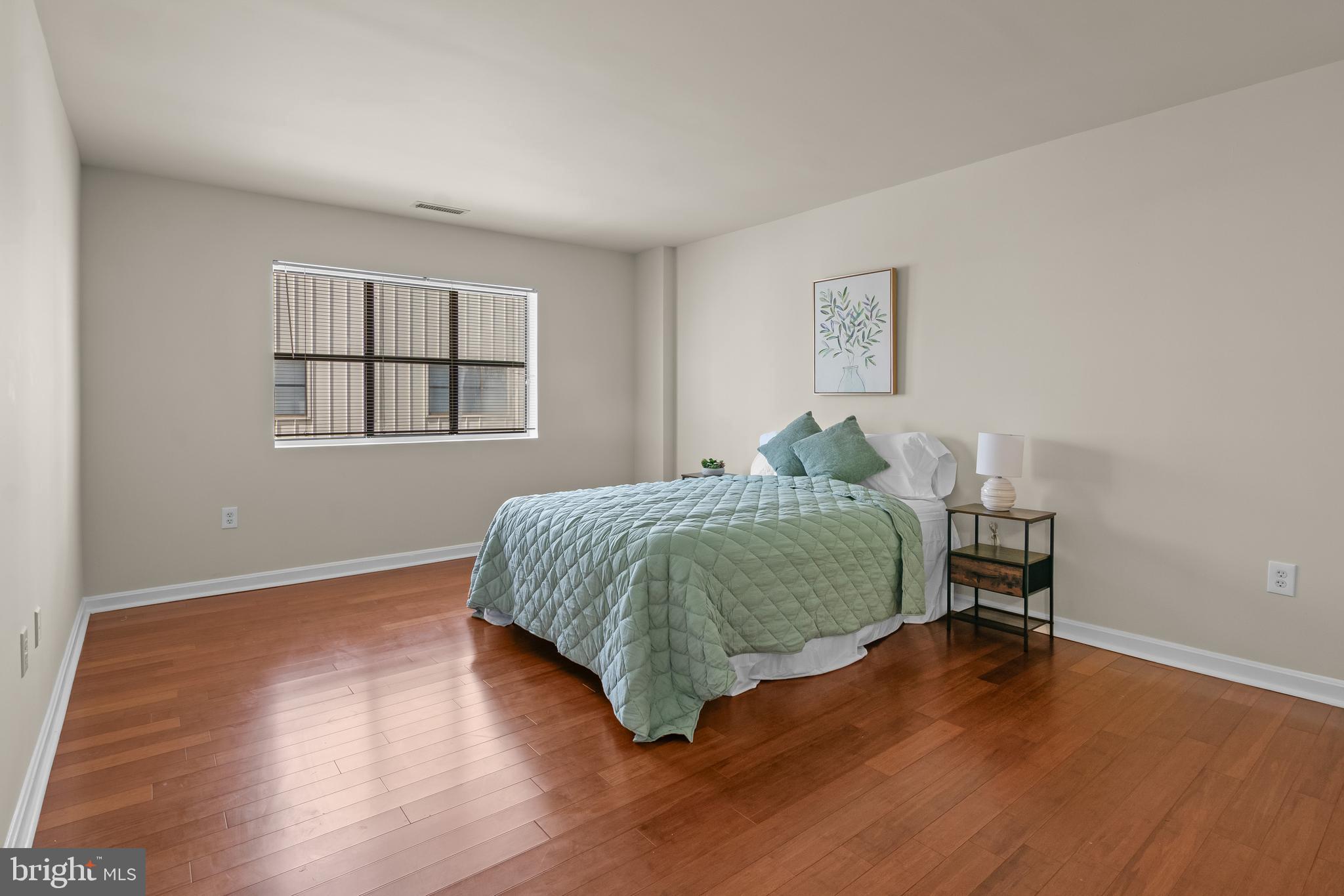 2702 LIGHTHOUSE POINT E 631