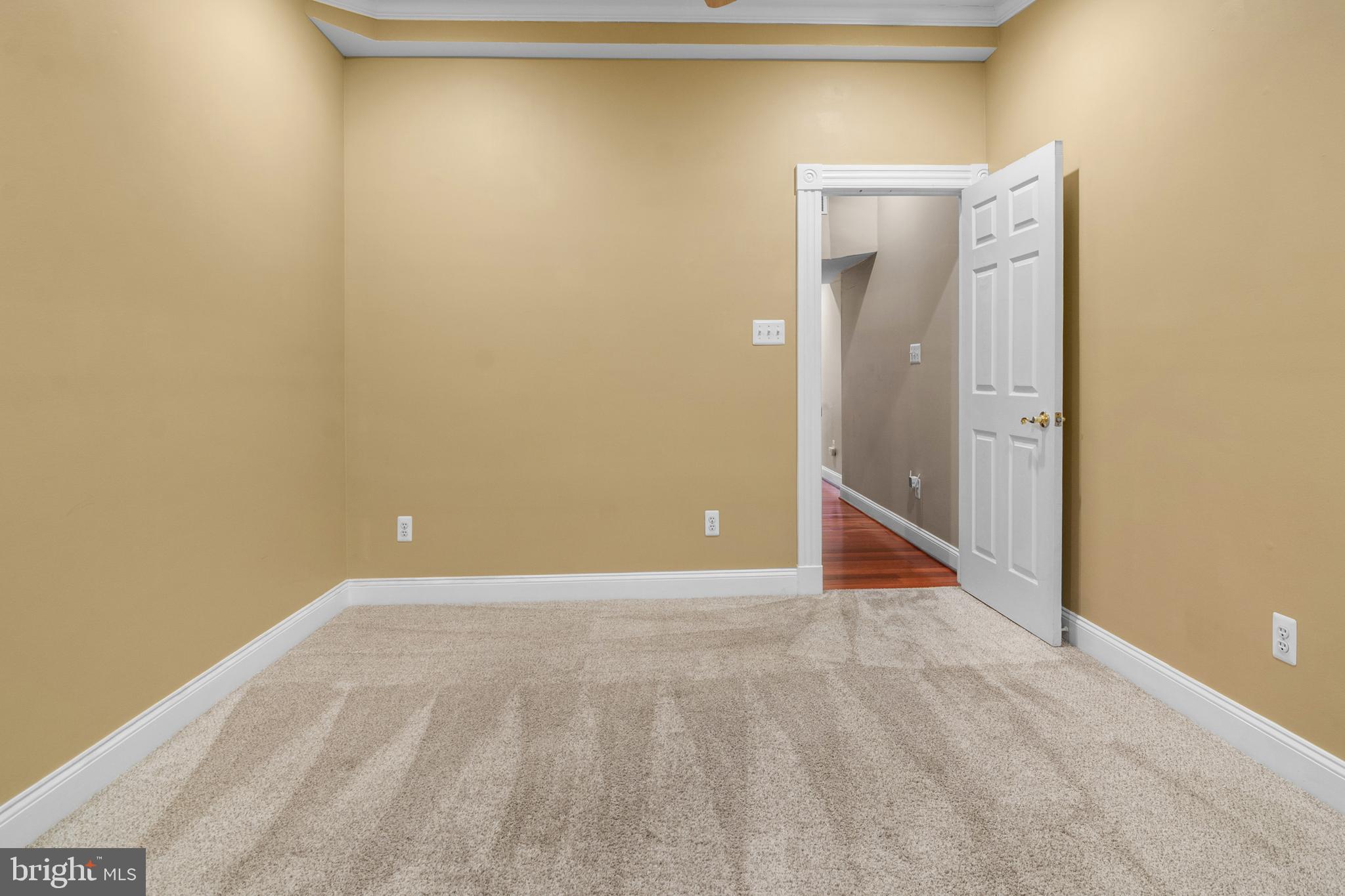 1535 S HANOVER STREET