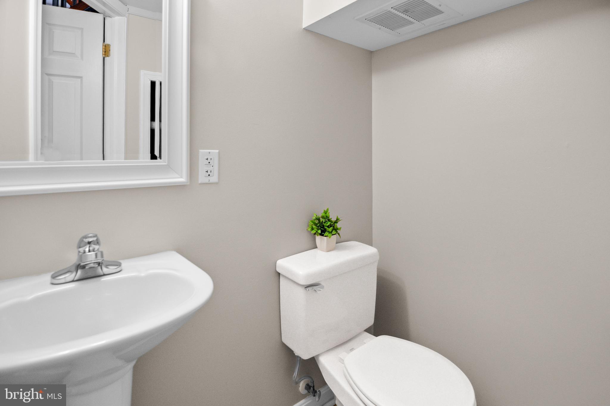 1535 S HANOVER STREET