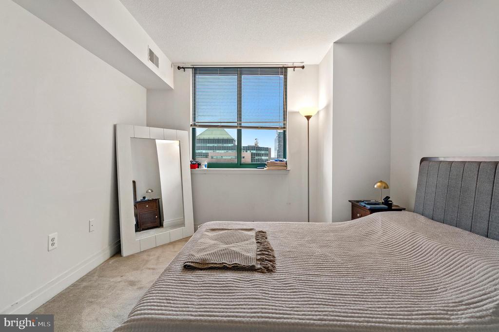 414 WATER STREET 2504
