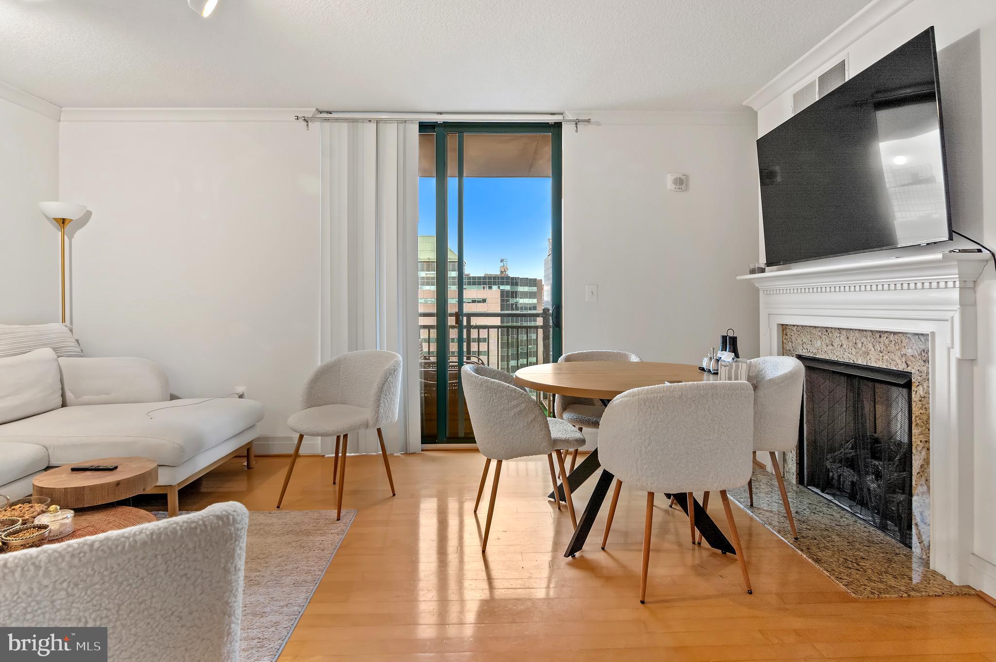 414 WATER STREET 2504