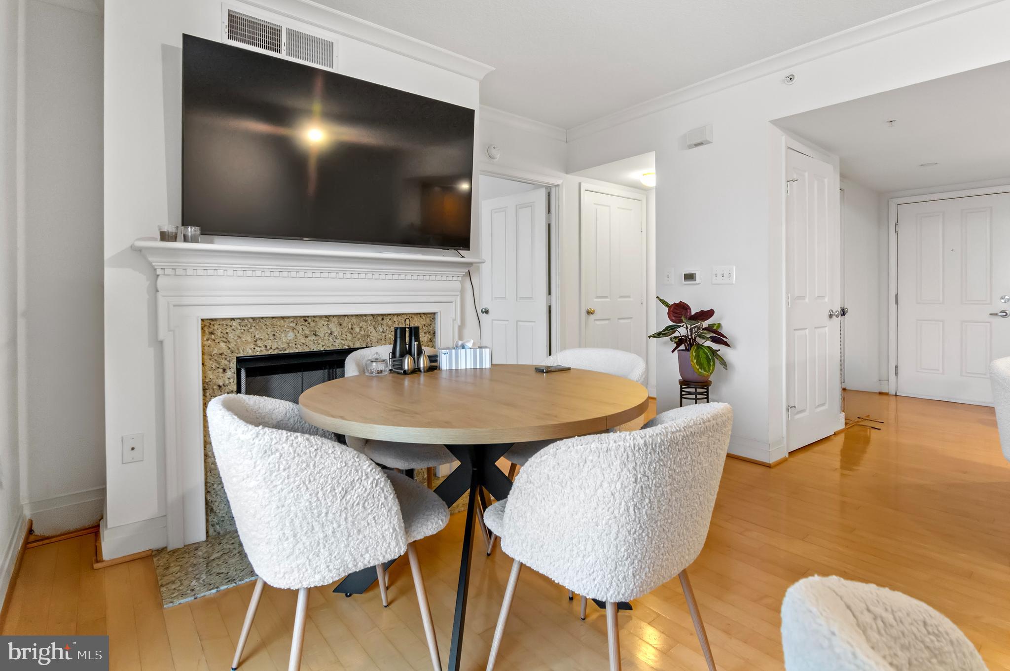 414 WATER STREET 2504