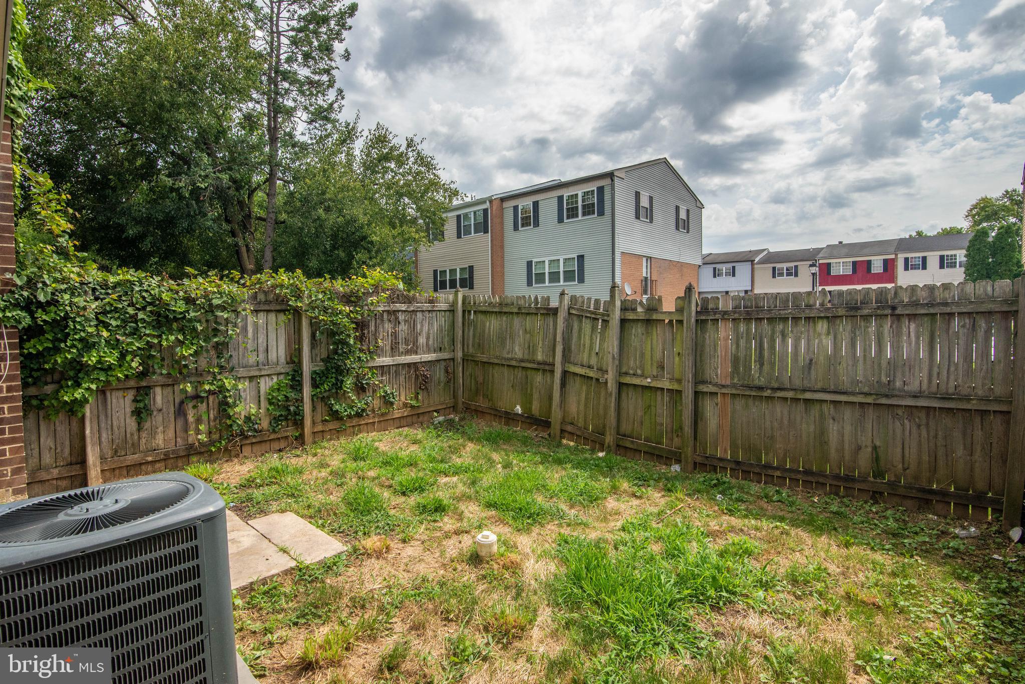11 TOP VIEW COURT