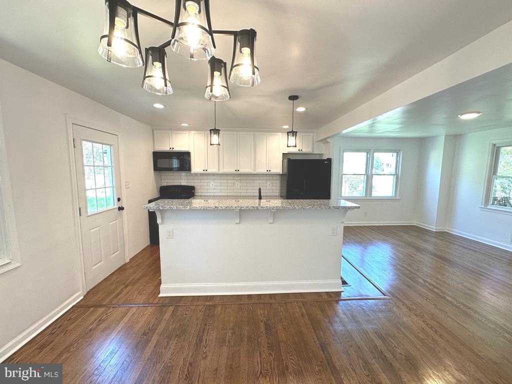 2500 LINWOOD ROAD B