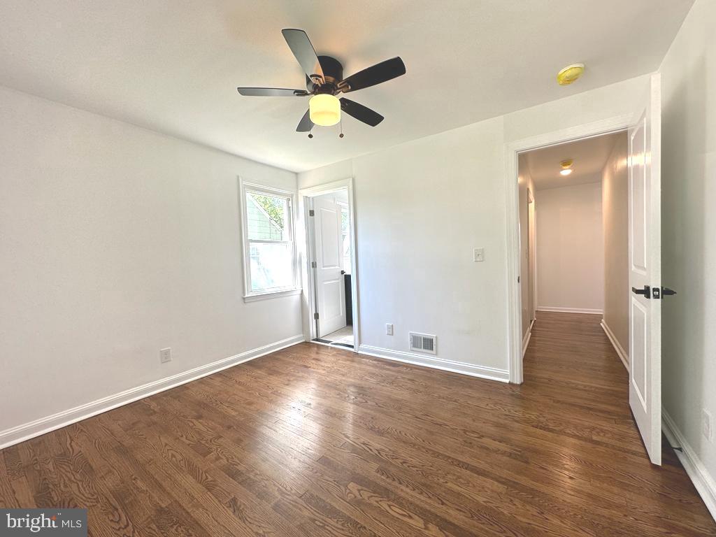 2500 LINWOOD ROAD B